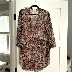 Brand new, never worn Jordan Taylor cover up.